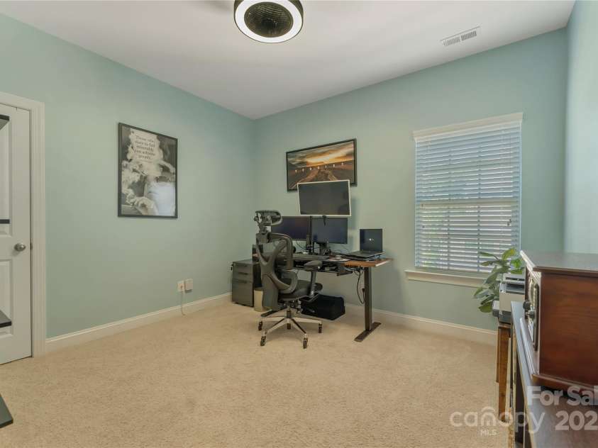 11333 Preservation Lane, Charlotte, NC 28278.  MLS# CAR4256851, YatesRealty ID 27243. 