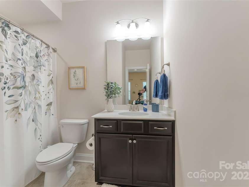 11333 Preservation Lane, Charlotte, NC 28278.  MLS# CAR4256851, YatesRealty ID 27243. 