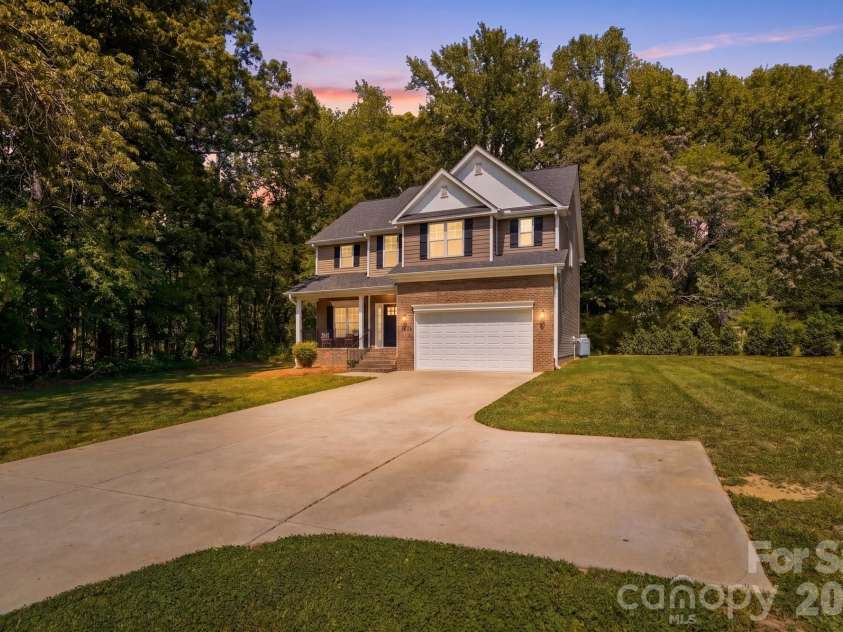 2910 Plum Thicket Court, Monroe, NC 28112.  MLS# CAR4370003, YatesRealty ID 27243. 