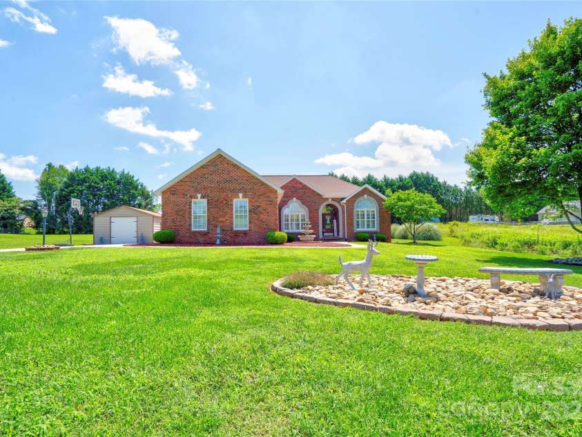 116 Camille Drive, Shelby, NC 28150.  MLS# CAR4272201, YatesRealty ID 27244. Front