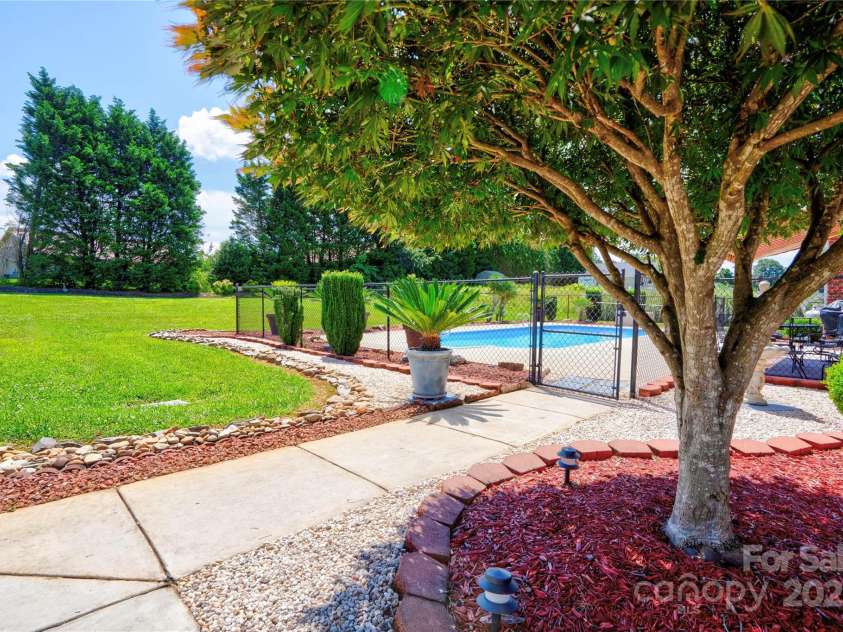 116 Camille Drive, Shelby, NC 28150.  MLS# CAR4272201, YatesRealty ID 27244. Pool