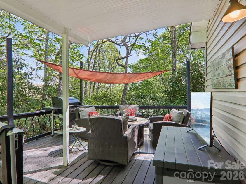 554 Pisgah Forest Drive, Pisgah Forest, NC 28768.  MLS# CAR4375652, YatesRealty ID 27244. 