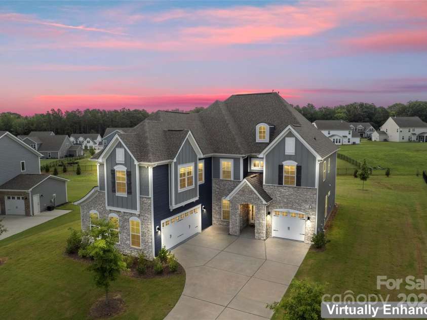 506 Yucatan Drive, Waxhaw, NC 28173.  MLS# CAR4281431, YatesRealty ID 27245. 