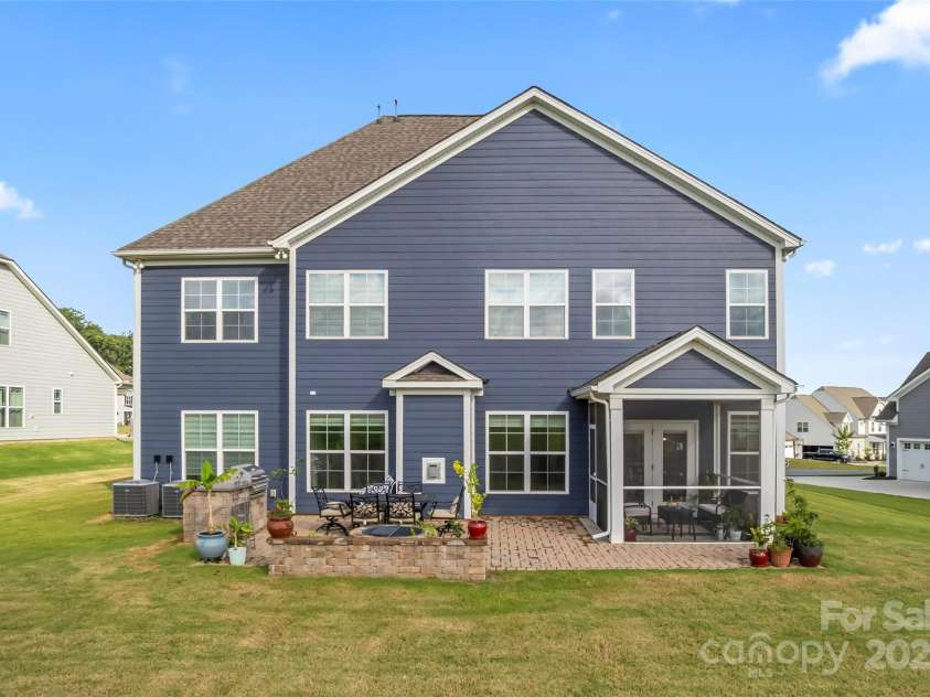 506 Yucatan Drive, Waxhaw, NC 28173.  MLS# CAR4281431, YatesRealty ID 27245. 