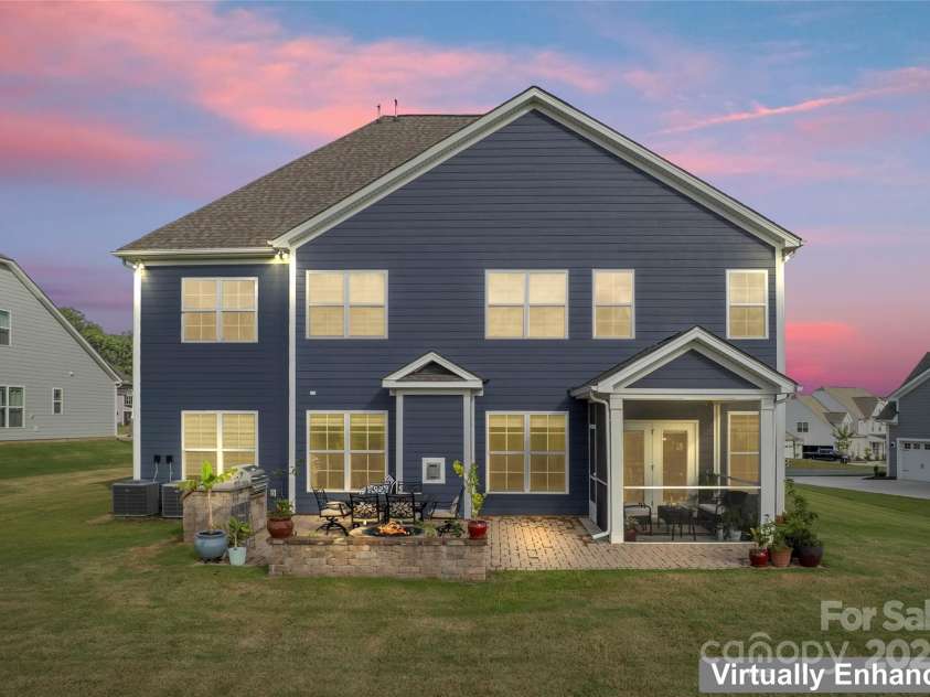 506 Yucatan Drive, Waxhaw, NC 28173.  MLS# CAR4281431, YatesRealty ID 27245. 