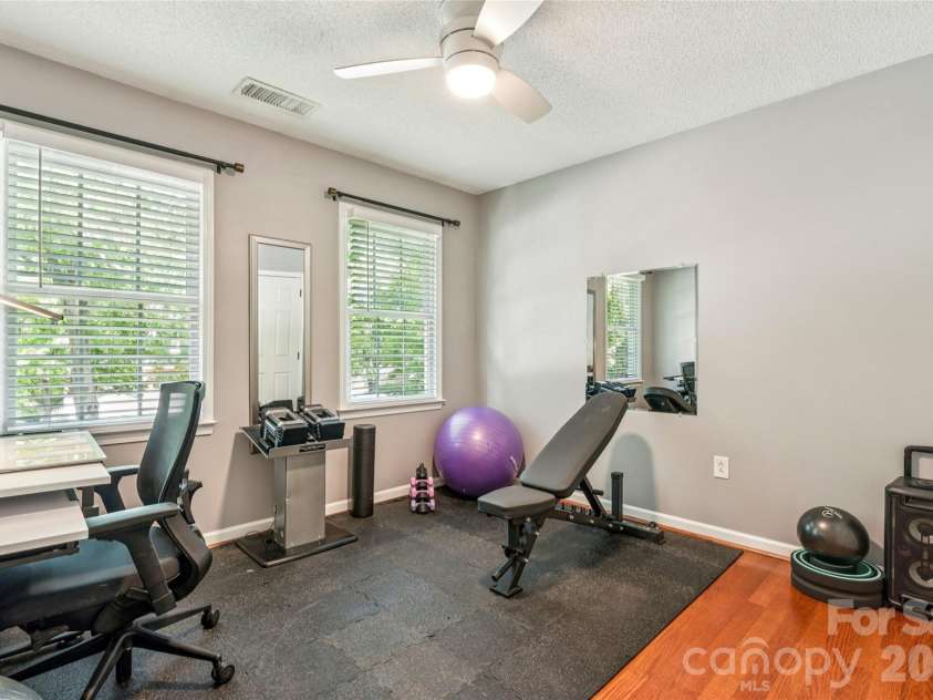 5916 Swanston Drive, Charlotte, NC 28269.  MLS# CAR4385446, YatesRealty ID 27245. 