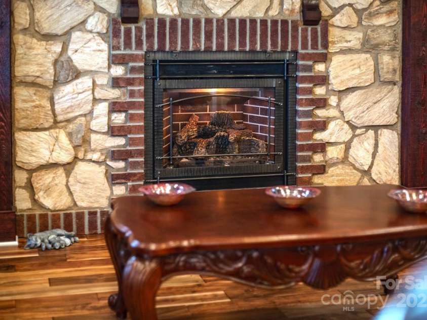 108 Washam Road, Mooresville, NC 28117.  MLS# CAR4281847, YatesRealty ID 27246. 