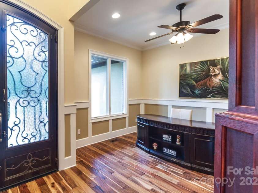 108 Washam Road, Mooresville, NC 28117.  MLS# CAR4281847, YatesRealty ID 27246. 