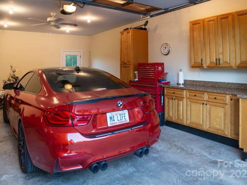 108 Washam Road, Mooresville, NC 28117.  MLS# CAR4281847, YatesRealty ID 27246. 
