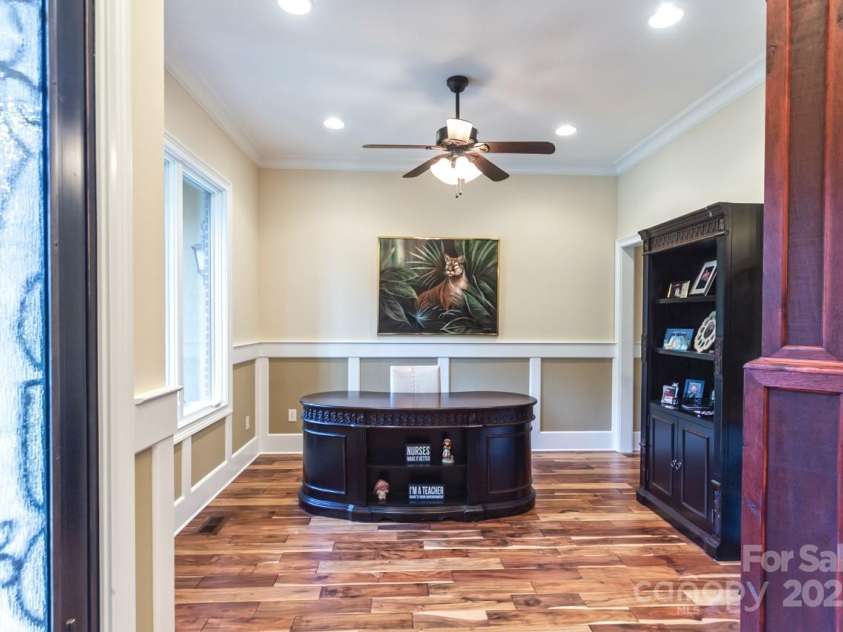 108 Washam Road, Mooresville, NC 28117.  MLS# CAR4281847, YatesRealty ID 27246. 