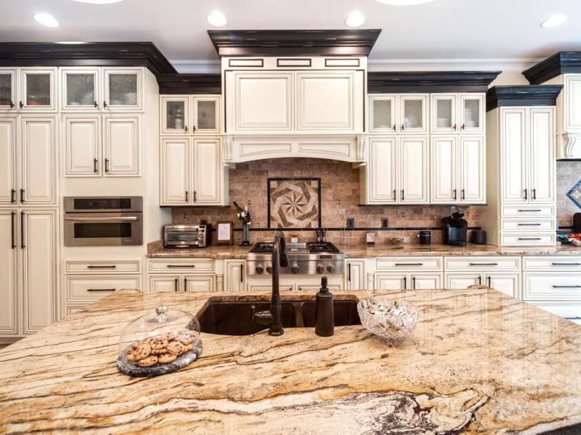 108 Washam Road, Mooresville, NC 28117.  MLS# CAR4281847, YatesRealty ID 27246. Kitchen Area