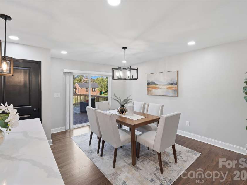 1715 Washington Avenue, Charlotte, NC 28216.  MLS# CAR4386799, YatesRealty ID 27246. 