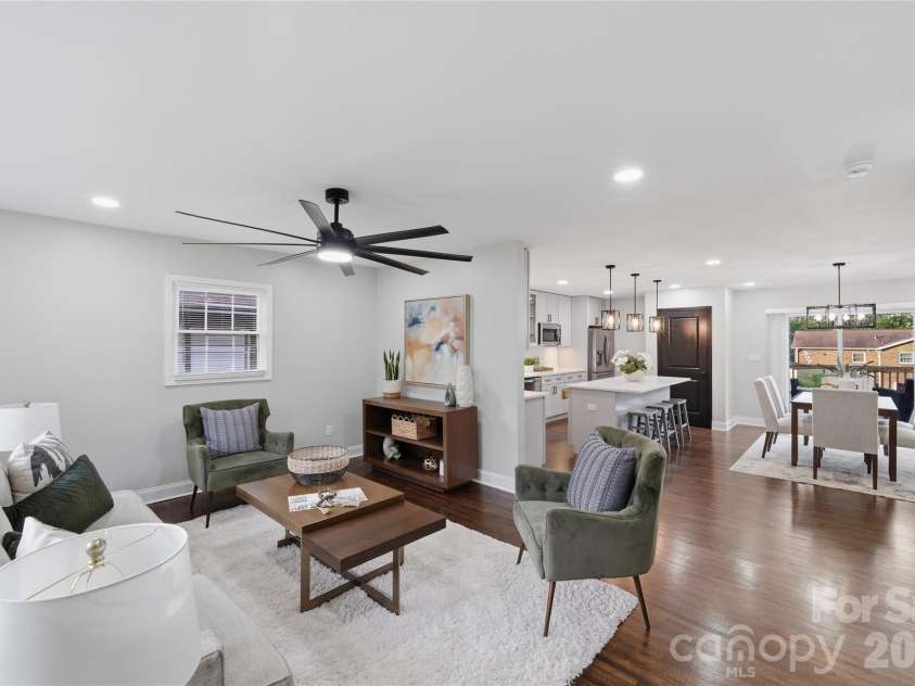 1715 Washington Avenue, Charlotte, NC 28216.  MLS# CAR4386799, YatesRealty ID 27246. 