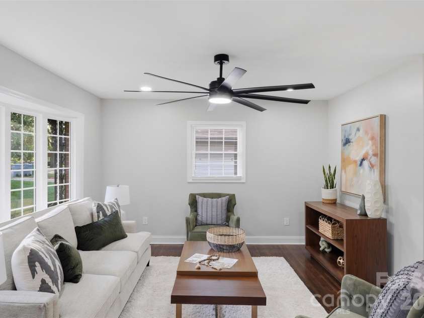 1715 Washington Avenue, Charlotte, NC 28216.  MLS# CAR4386799, YatesRealty ID 27246. 