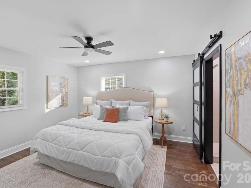 1715 Washington Avenue, Charlotte, NC 28216.  MLS# CAR4386799, YatesRealty ID 27246. 