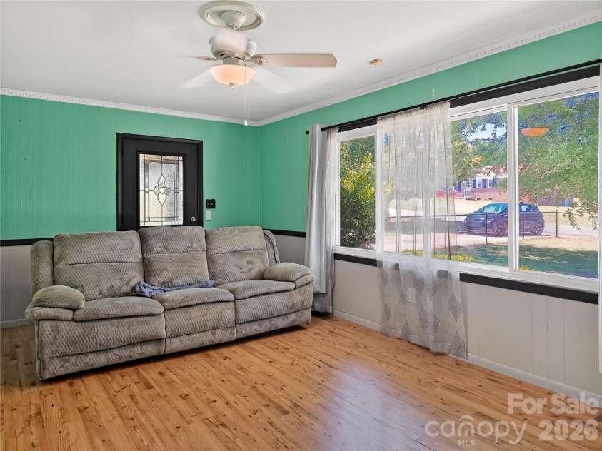 135 Hazelwood Drive, Forest City, NC 28043.  MLS# CAR4383443, YatesRealty ID 27247. 