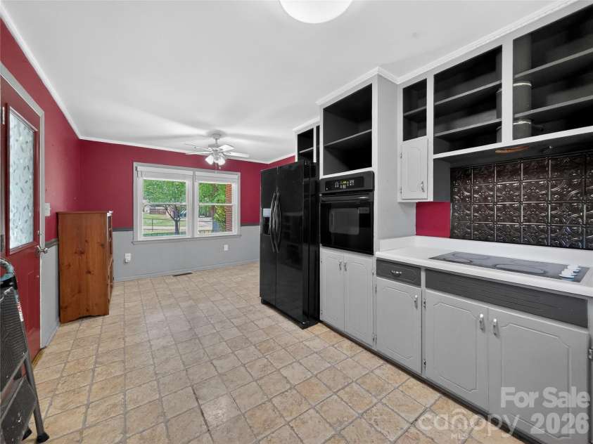 135 Hazelwood Drive, Forest City, NC 28043.  MLS# CAR4383443, YatesRealty ID 27247. 