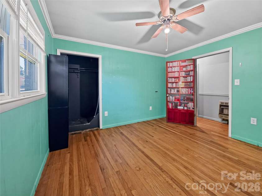135 Hazelwood Drive, Forest City, NC 28043.  MLS# CAR4383443, YatesRealty ID 27247. 