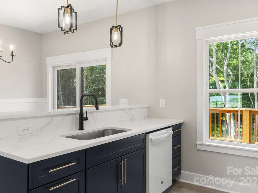 299 Collingswood Drive, Concord, NC 28027.  MLS# CAR4278657, YatesRealty ID 27247. Kitchen Bar Top