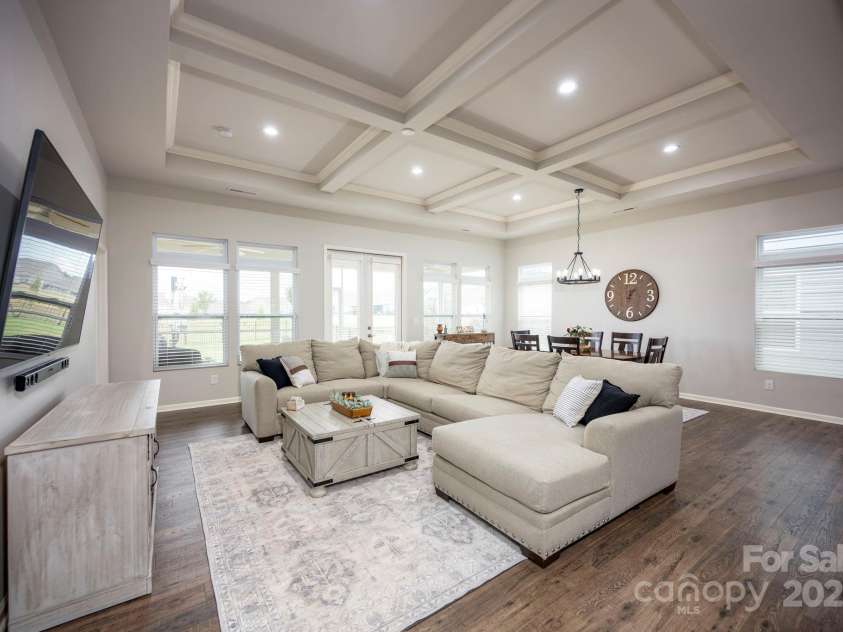 112 Jana Drive, Statesville, NC 28677.  MLS# CAR4282862, YatesRealty ID 27248. 