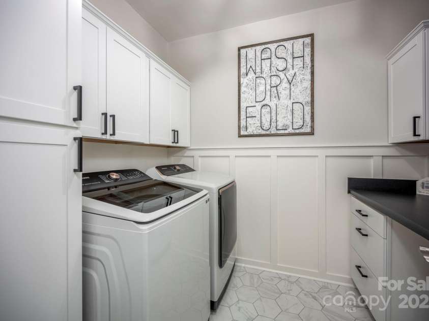 112 Jana Drive, Statesville, NC 28677.  MLS# CAR4282862, YatesRealty ID 27248. 