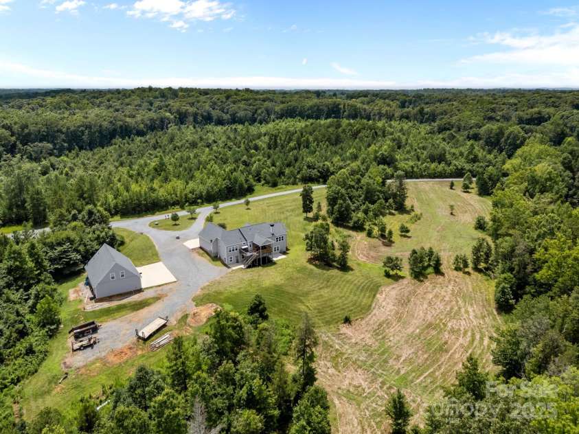 12467 Ritchie Road, Midland, NC 28107.  MLS# CAR4282751, YatesRealty ID 27249. 