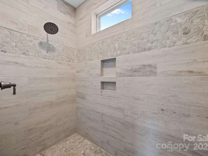 12467 Ritchie Road, Midland, NC 28107.  MLS# CAR4282751, YatesRealty ID 27249. 