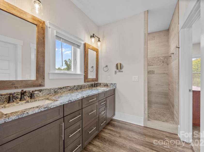 12467 Ritchie Road, Midland, NC 28107.  MLS# CAR4282751, YatesRealty ID 27249. 