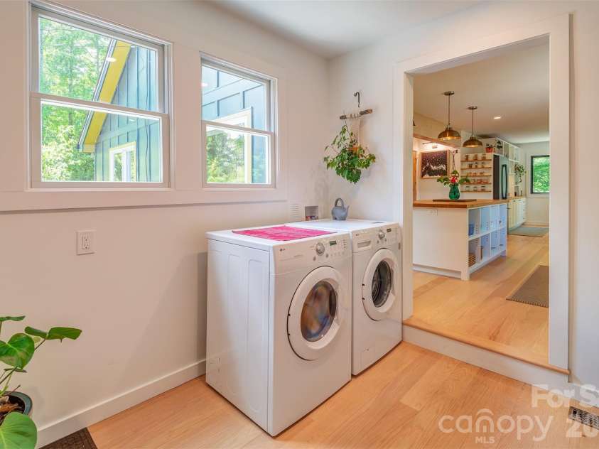 136 Graveyard Road, Fairview, NC 28730.  MLS# CAR4387672, YatesRealty ID 27249. Laundry Room