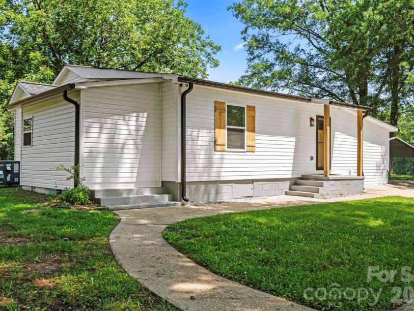 5740 Crouse Road, Crouse, NC 28033.  MLS# CAR4328646, YatesRealty ID 2725. 