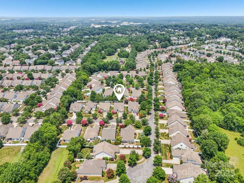 2607 Old Ashworth Lane, Concord, NC 28027.  MLS# CAR4278337, YatesRealty ID 27251. 