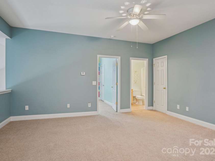 2607 Old Ashworth Lane, Concord, NC 28027.  MLS# CAR4278337, YatesRealty ID 27251. Second floor loft area