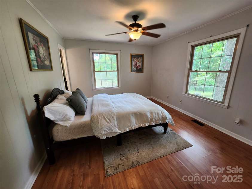 1658 Oakdale Drive, Lancaster, SC 29720.  MLS# CAR4283373, YatesRealty ID 27254. 