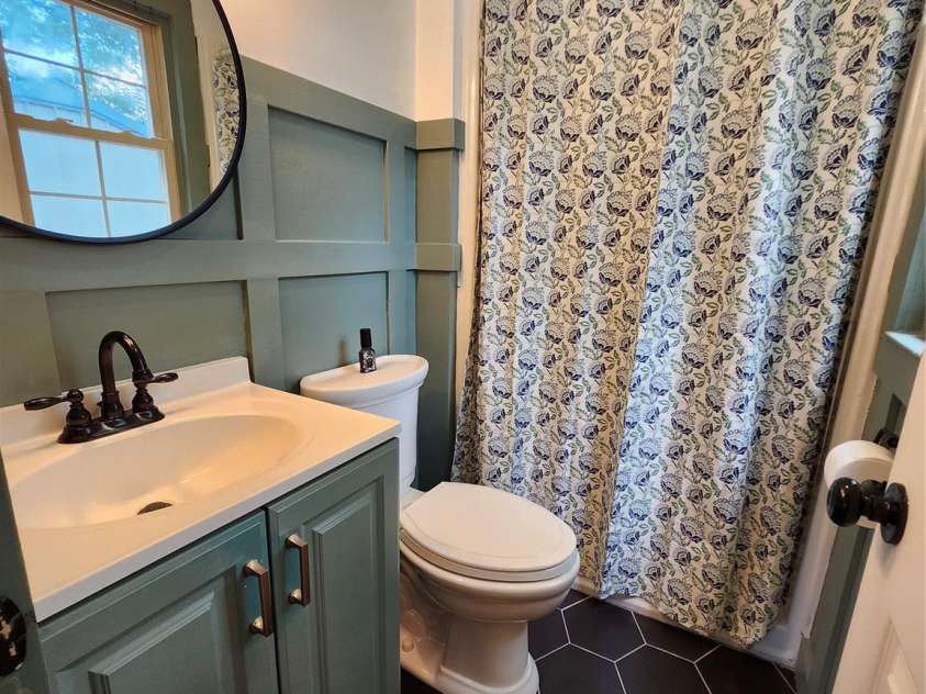 1658 Oakdale Drive, Lancaster, SC 29720.  MLS# CAR4283373, YatesRealty ID 27254. 