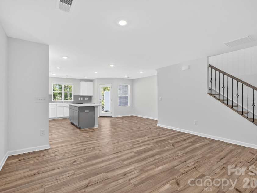 490 Sand Dunes Drive, Kannapolis, NC 28081.  MLS# CAR4371163, YatesRealty ID 27254. 