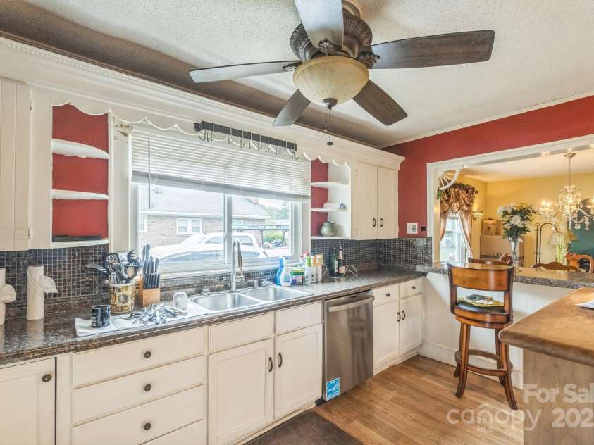 103 Texas Avenue, Bessemer City, NC 28016.  MLS# CAR4276834, YatesRealty ID 27257. 