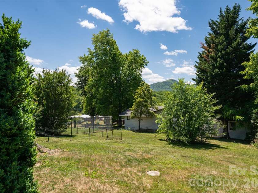 106 Aloha Circle Extension, Candler, NC 28715.  MLS# CAR4385168, YatesRealty ID 27258. Yard from 106 Aloha Circle Ext. Does not include extra lot at 110 Aloha Circle Ext.