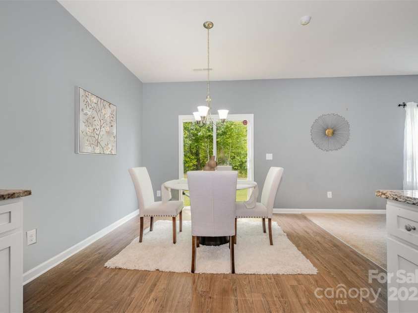 7209 Cuddington Drive, Charlotte, NC 28215.  MLS# CAR4265901, YatesRealty ID 27258. 