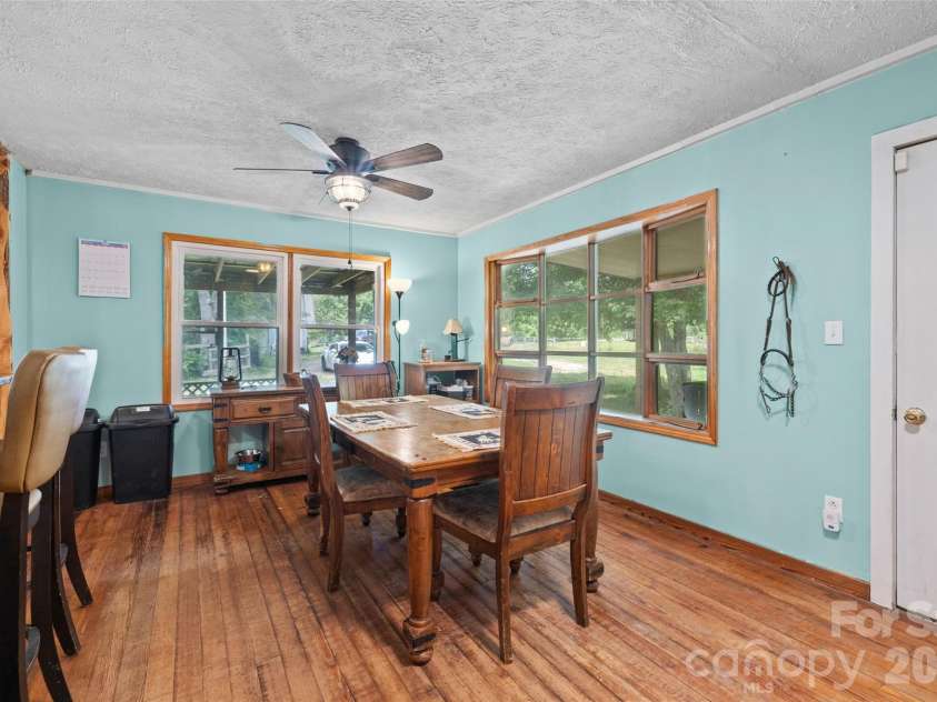233 Orindawood Drive, McConnells, SC 29726.  MLS# CAR4385991, YatesRealty ID 27259. 