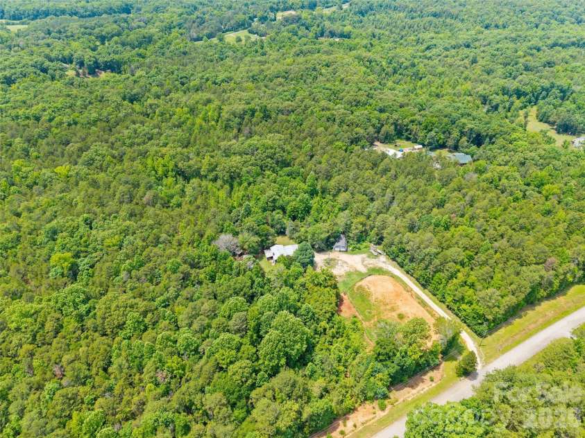 233 Orindawood Drive, McConnells, SC 29726.  MLS# CAR4385991, YatesRealty ID 27259. 