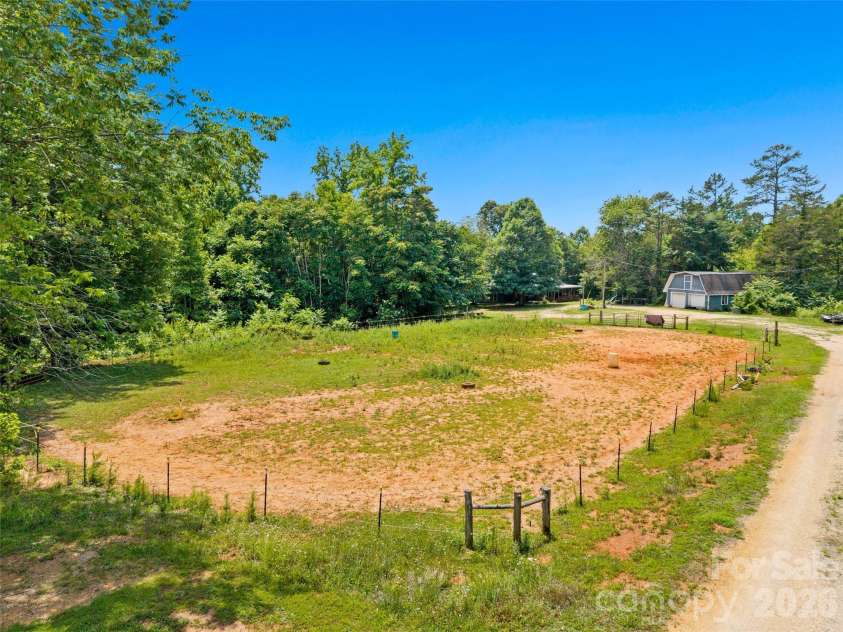 233 Orindawood Drive, McConnells, SC 29726.  MLS# CAR4385991, YatesRealty ID 27259. 