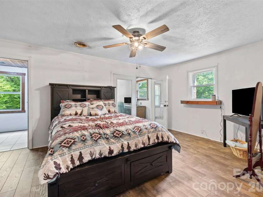 233 Orindawood Drive, McConnells, SC 29726.  MLS# CAR4385991, YatesRealty ID 27259. Primary