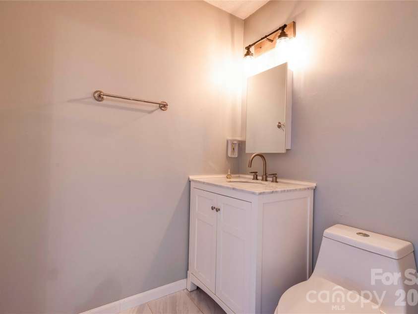 113 Hicks Road, Grover, NC 28073.  MLS# CAR4352616, YatesRealty ID 2726. 