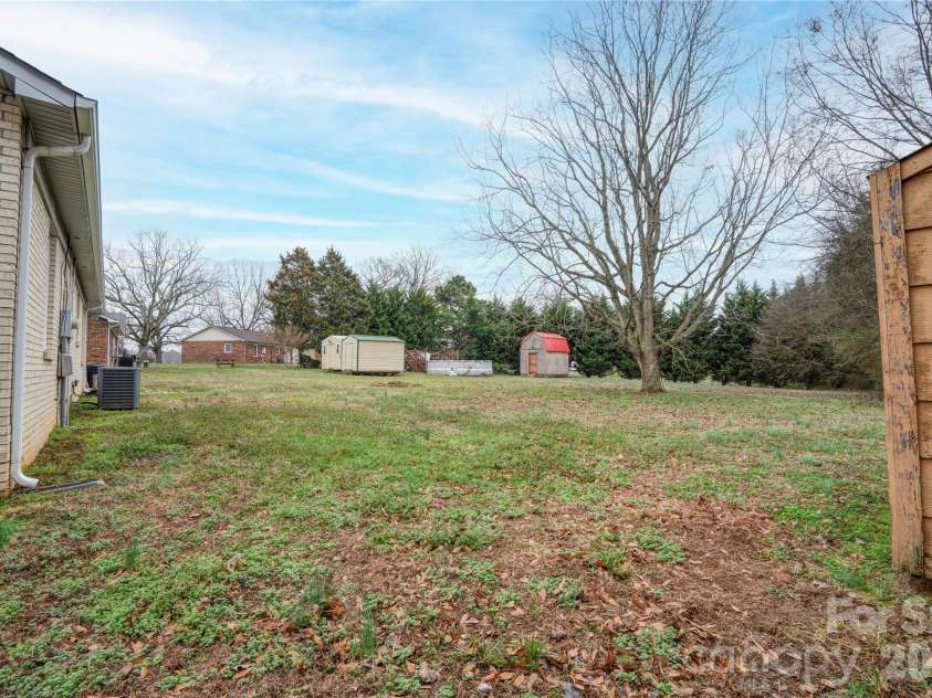 113 Hicks Road, Grover, NC 28073.  MLS# CAR4352616, YatesRealty ID 2726. 