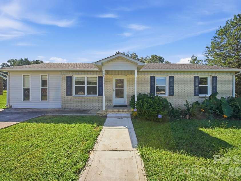 113 Hicks Road, Grover, NC 28073.  MLS# CAR4424281, YatesRealty ID 2726. 