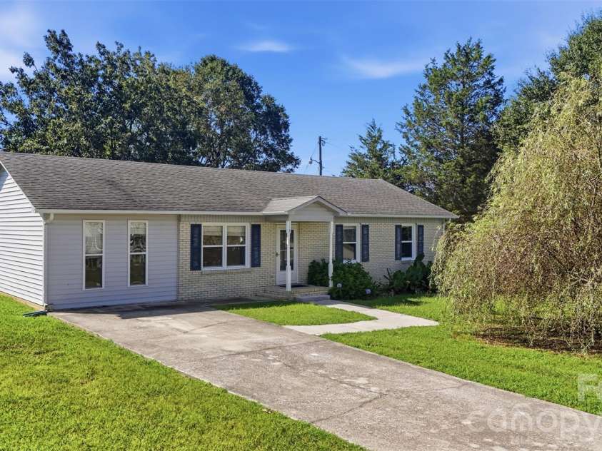 113 Hicks Road, Grover, NC 28073.  MLS# CAR4424281, YatesRealty ID 2726. 