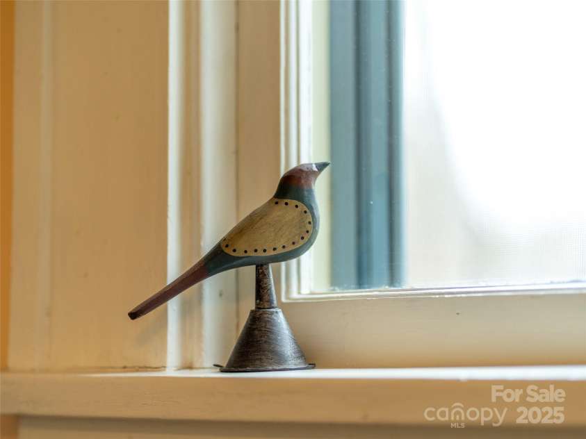 12 Bearden Avenue, Asheville, NC 28801.  MLS# CAR4331679, YatesRealty ID 2726. 