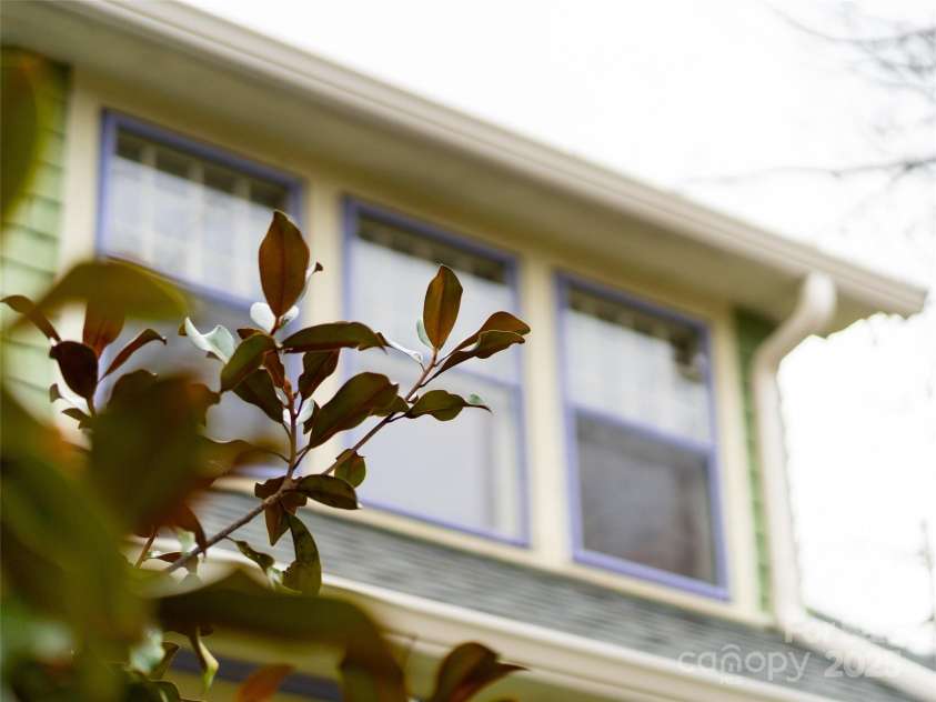 12 Bearden Avenue, Asheville, NC 28801.  MLS# CAR4331679, YatesRealty ID 2726. 