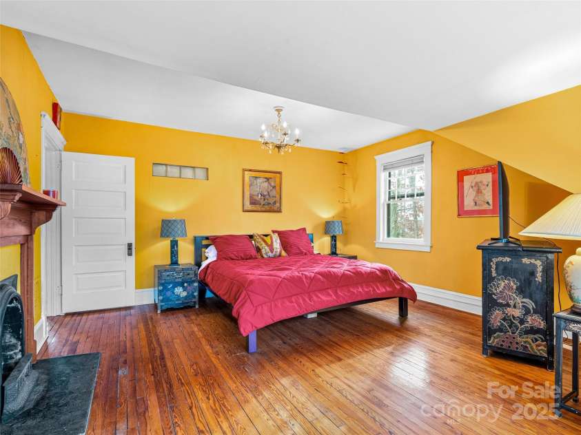 12 Bearden Avenue, Asheville, NC 28801.  MLS# CAR4331679, YatesRealty ID 2726. Beautiful original hardwood floors.
