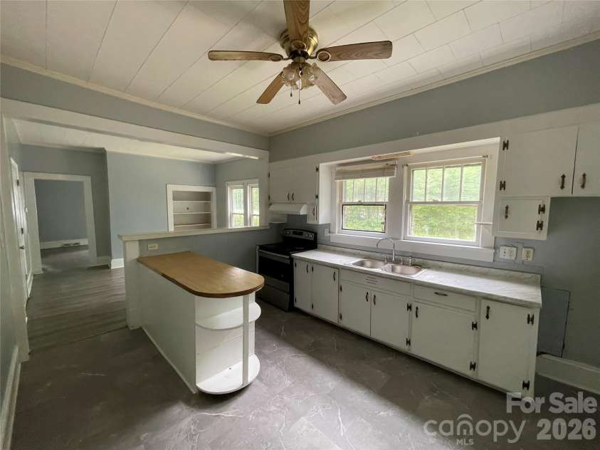 217 Horah Street, Salisbury, NC 28144.  MLS# CAR4388023, YatesRealty ID 27261. 